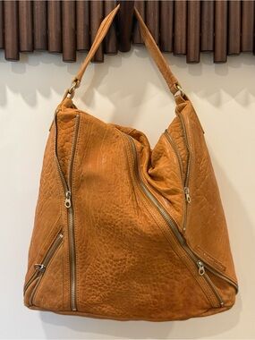 Marc by Marc Jacobs Brown Leather Shoulder Bag